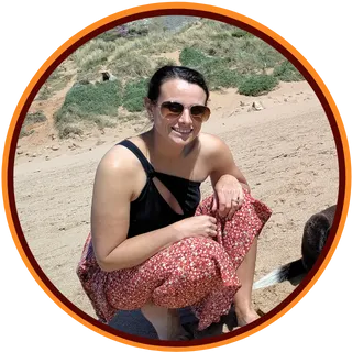Victoria Jane Author Profile Picture: Slow Traveling Family